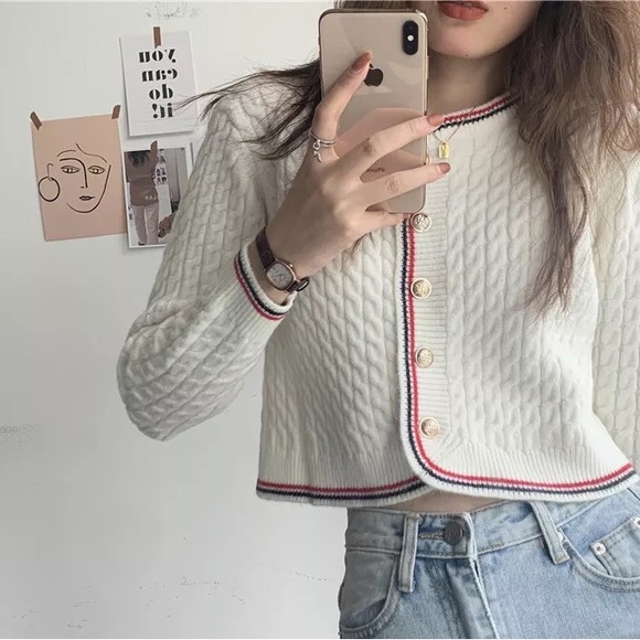 Cable knit sweater cardigan white stripe button cropped womens long sleeve - Picture 3 of 8